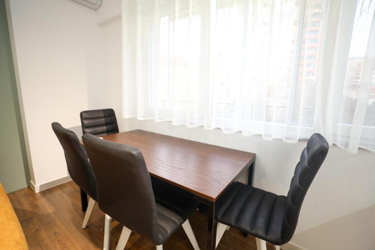 Tirana Center Apartment - Your Cosy Corner Zewnętrze zdjęcie