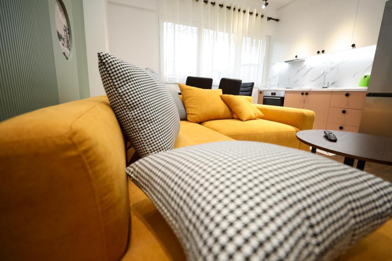 Tirana Center Apartment - Your Cosy Corner Zewnętrze zdjęcie