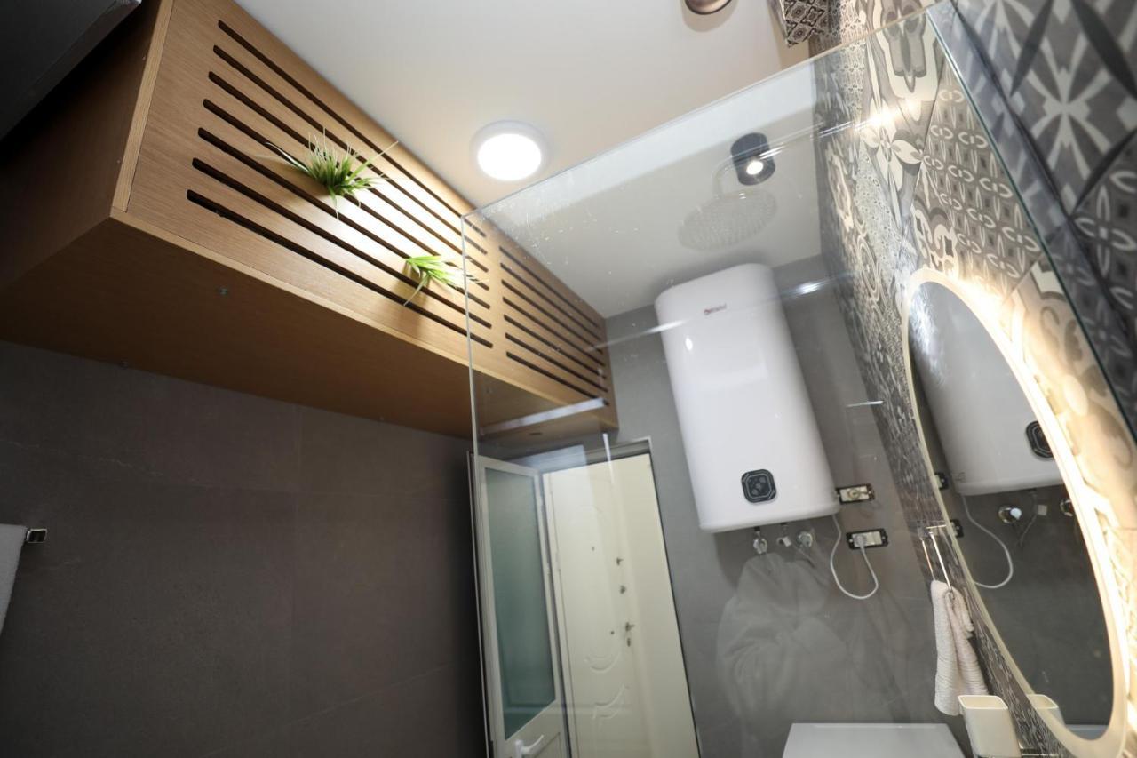 Tirana Center Apartment - Your Cosy Corner Zewnętrze zdjęcie